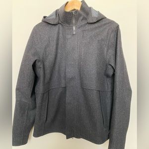 Men’s Lululemon utility jacket